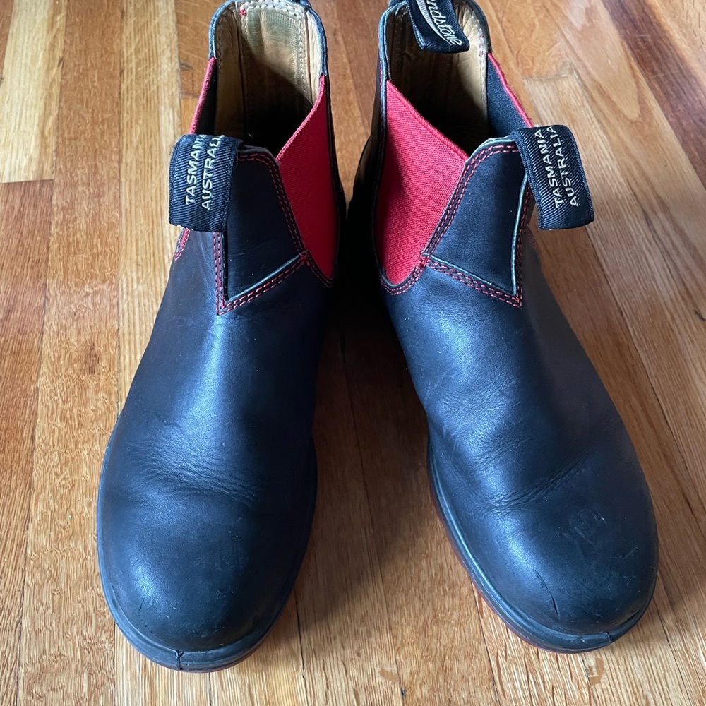 Blundstones
